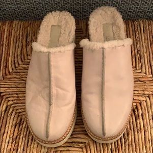 Vince beige leather slip on platform shoes